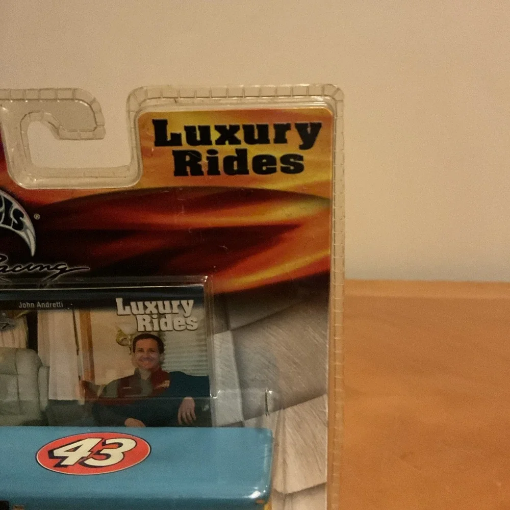 2002 John Andretti Hot Wheels‎ Cheerios Racing Luxury Ride 43 ~ Sealed ~ Nascar